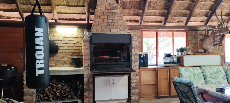 5 Bedroom Property for Sale in Parys Free State